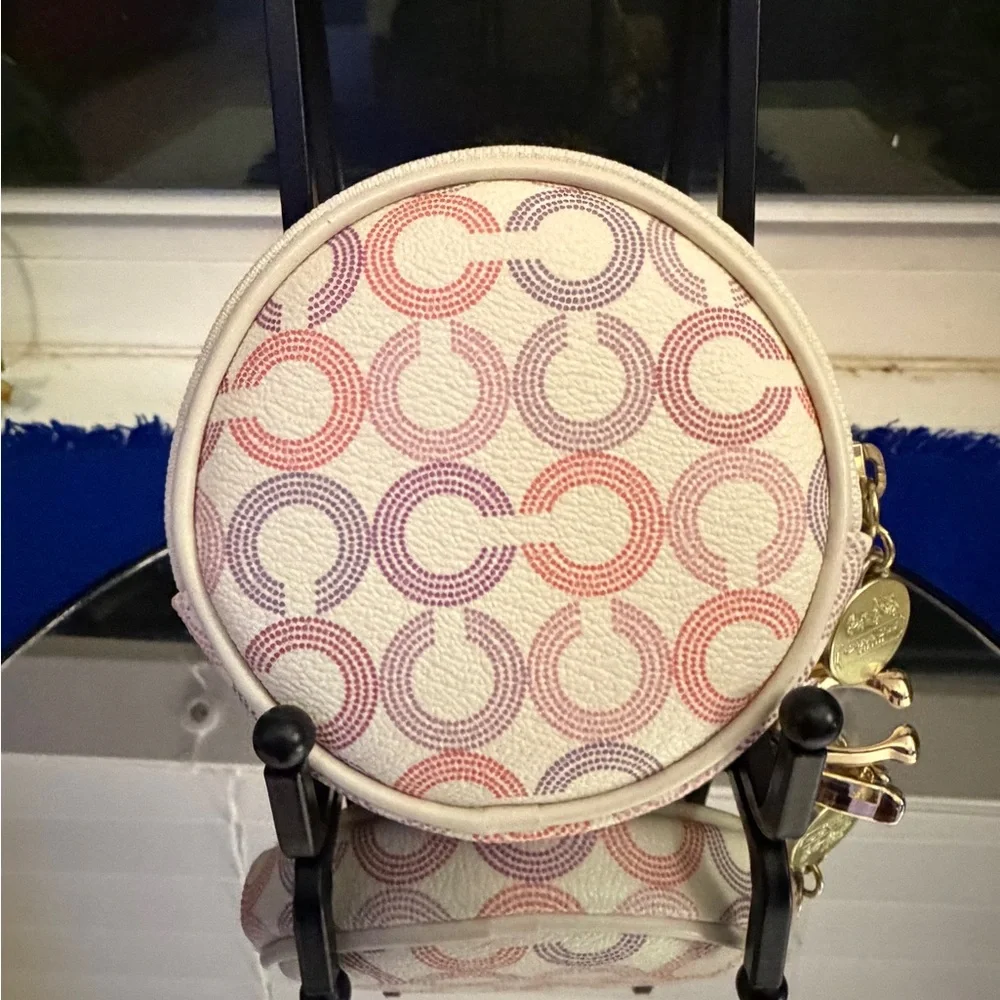 AUTHENTIC Coach Circular Coin Pouch. A mini charm added. - Picture 12 of 13